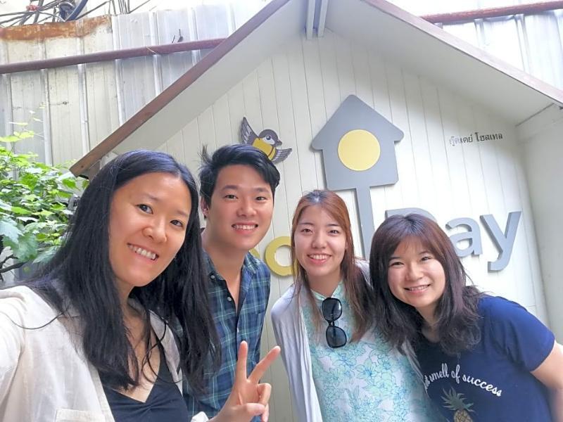 Good Day Hostel Bangkok Exterior photo