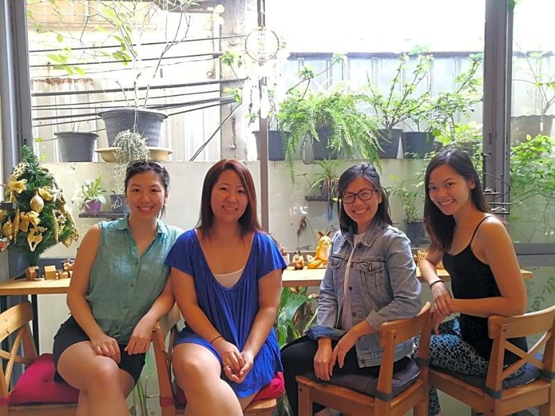 Good Day Hostel Bangkok Exterior photo